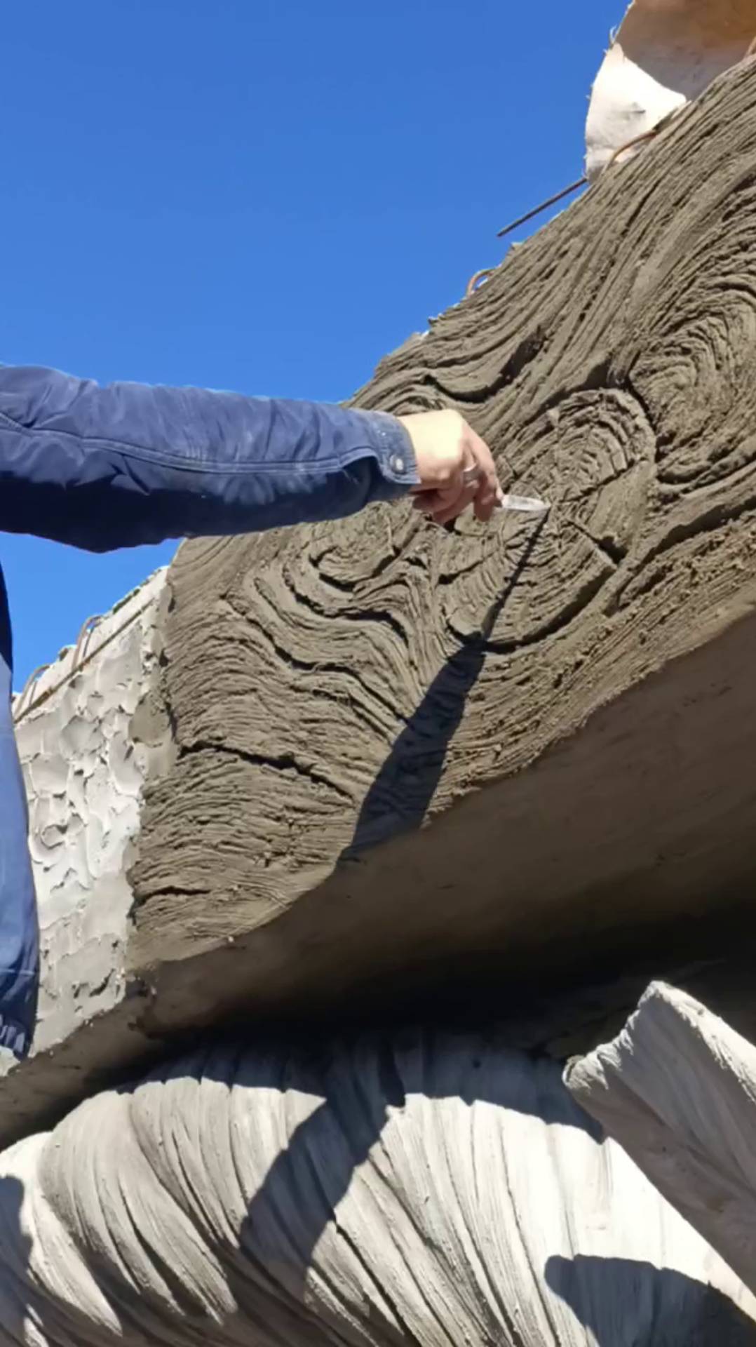 Декор стен под  дерево мастер Виталь.