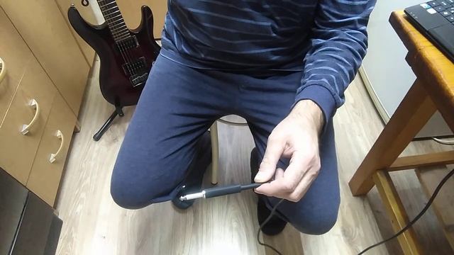 ЗАЩИТА ГИТАРЫ ОТ СКОЛОВ ЛАКА. ГИТАРНЫЙ ШТЕКЕР.