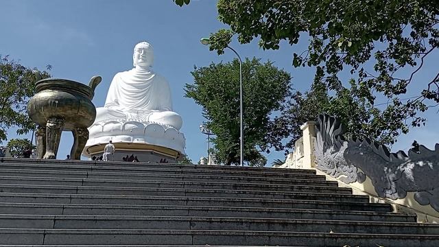 Что посмотреть в Нячанге – пагода Лонг Шон или Лонг Сон