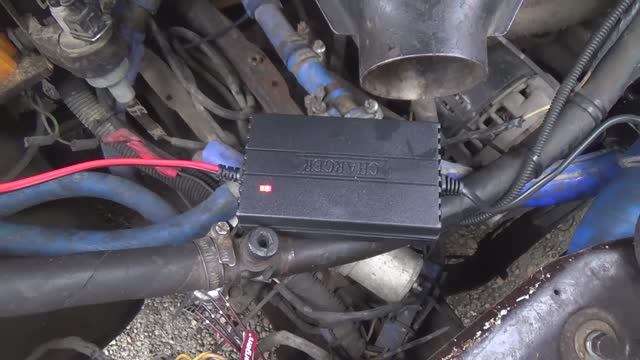 Испытываем зарядное устройство за 300 рублей для мощного АКБ-75Ач