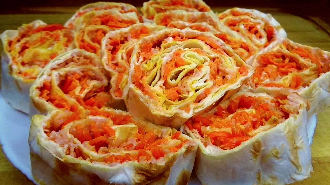 Рулет из лаваша простая и очень вкусная закуска