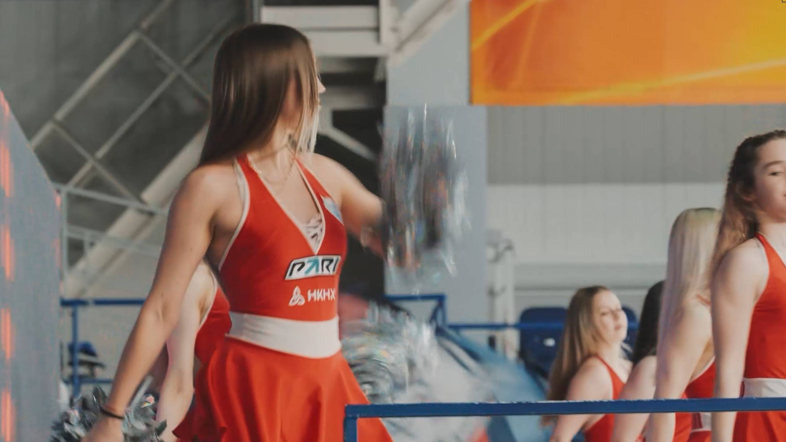 Атмосферное видео матча "Нефтехимик" - "Динамо-Минск": шайба Селезнева