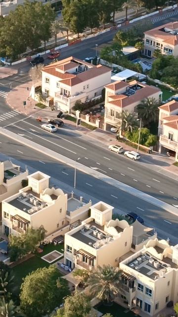 Район Jumeirah Village 🇦🇪