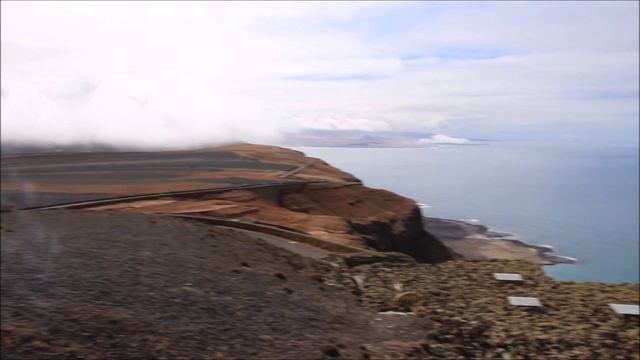 Канары. Остров Лансароте. Смотровая площадка Мирадор дель Рио.
