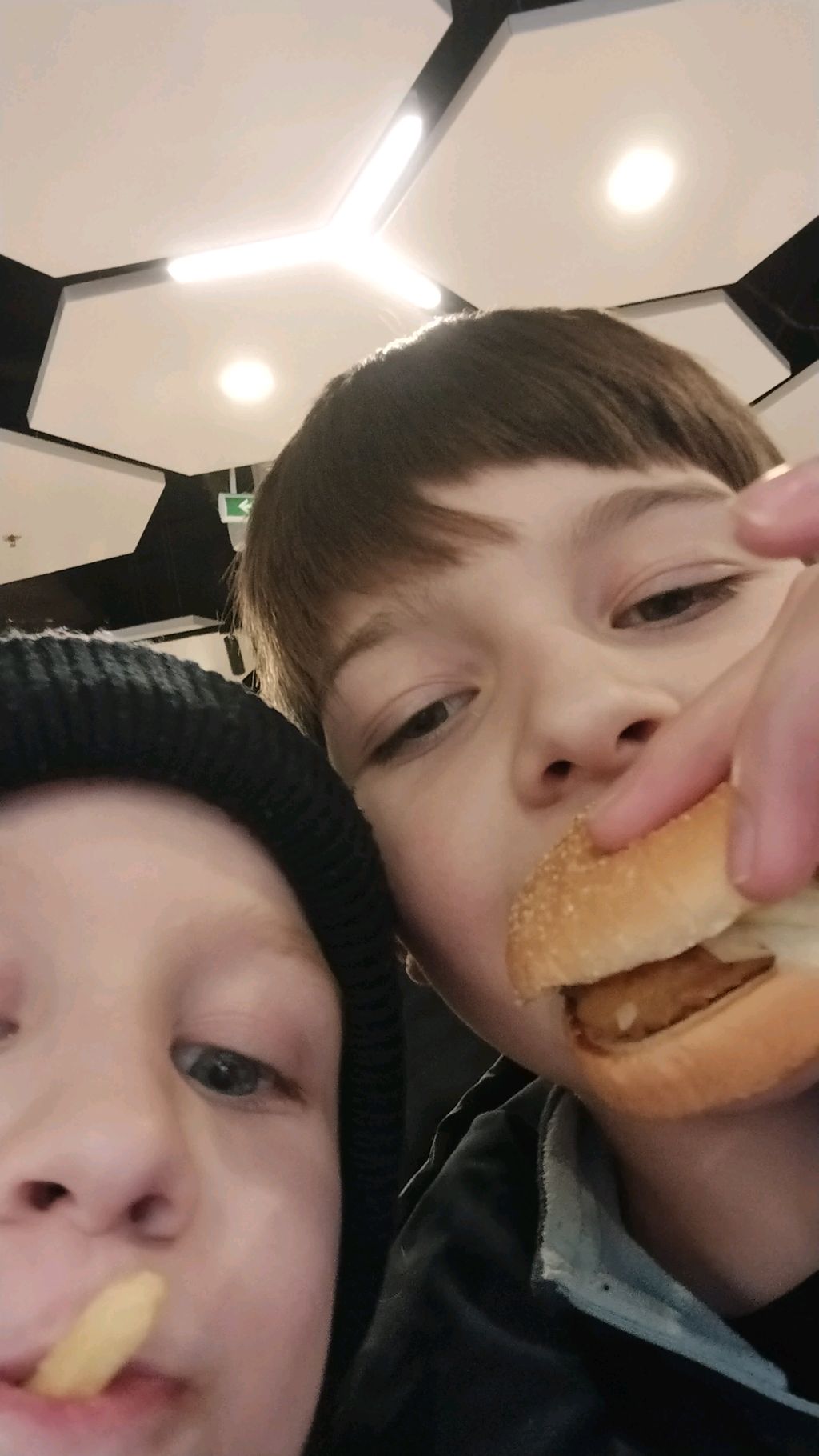 трансляция на улице