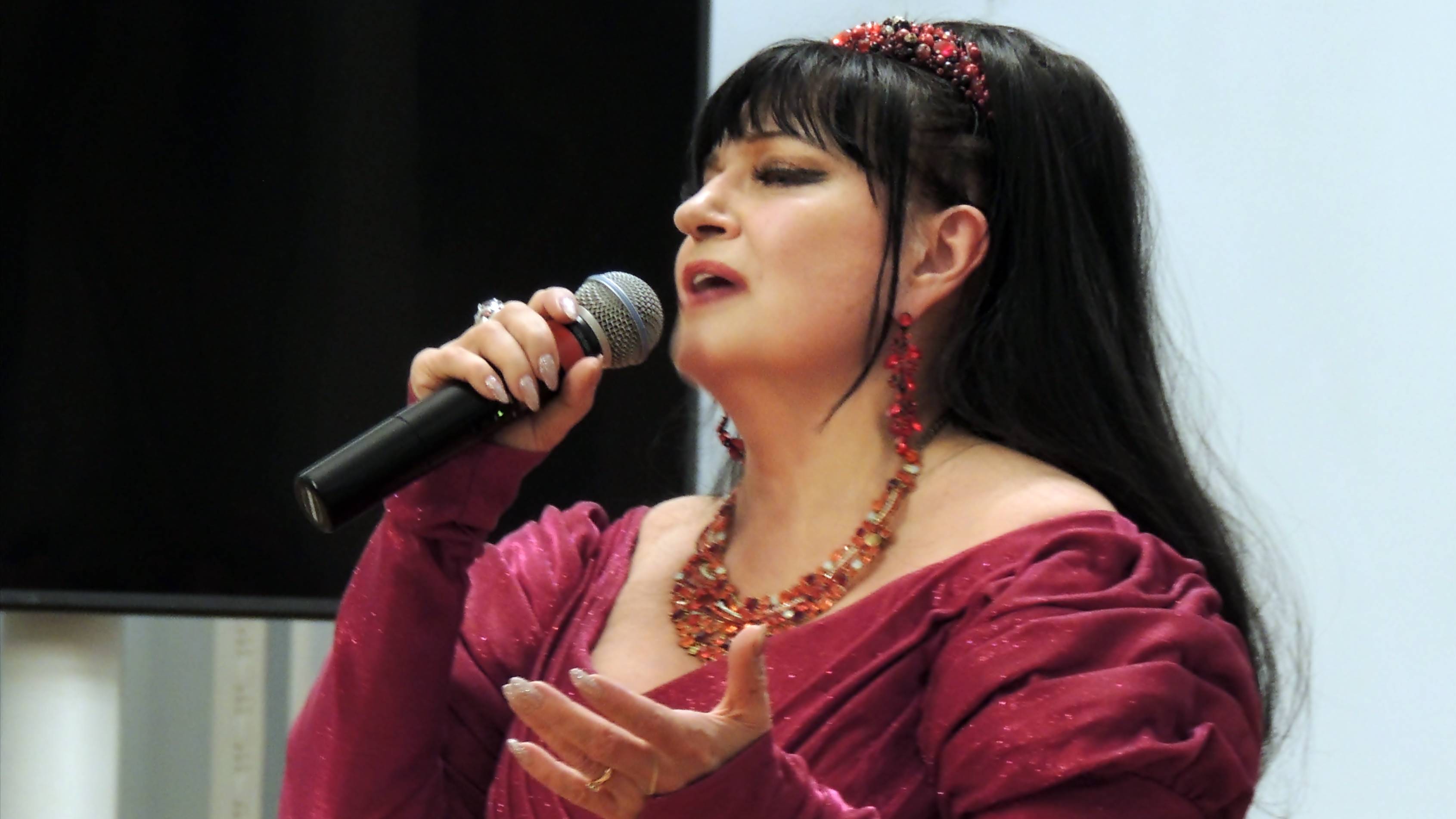 ЧАСТЬ 1. Галина Шабарова. "Любви осенняя пора".