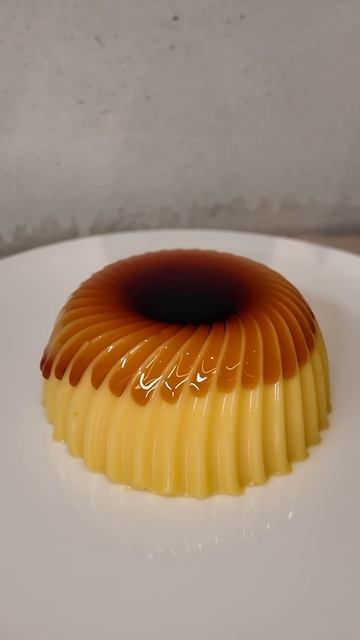 Пуру-художественный пудинг. Японская кухня.