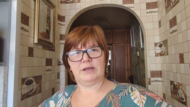 06-02-2025. Чечевичный суп. Закупка продуктов. Пирог из лаваша. Егор за уроками, а Оля развлекается.