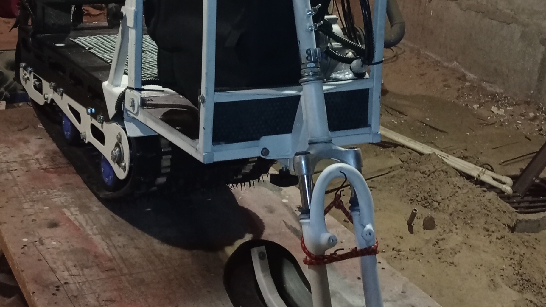 съёмная рулевая колонка мотоснегоката