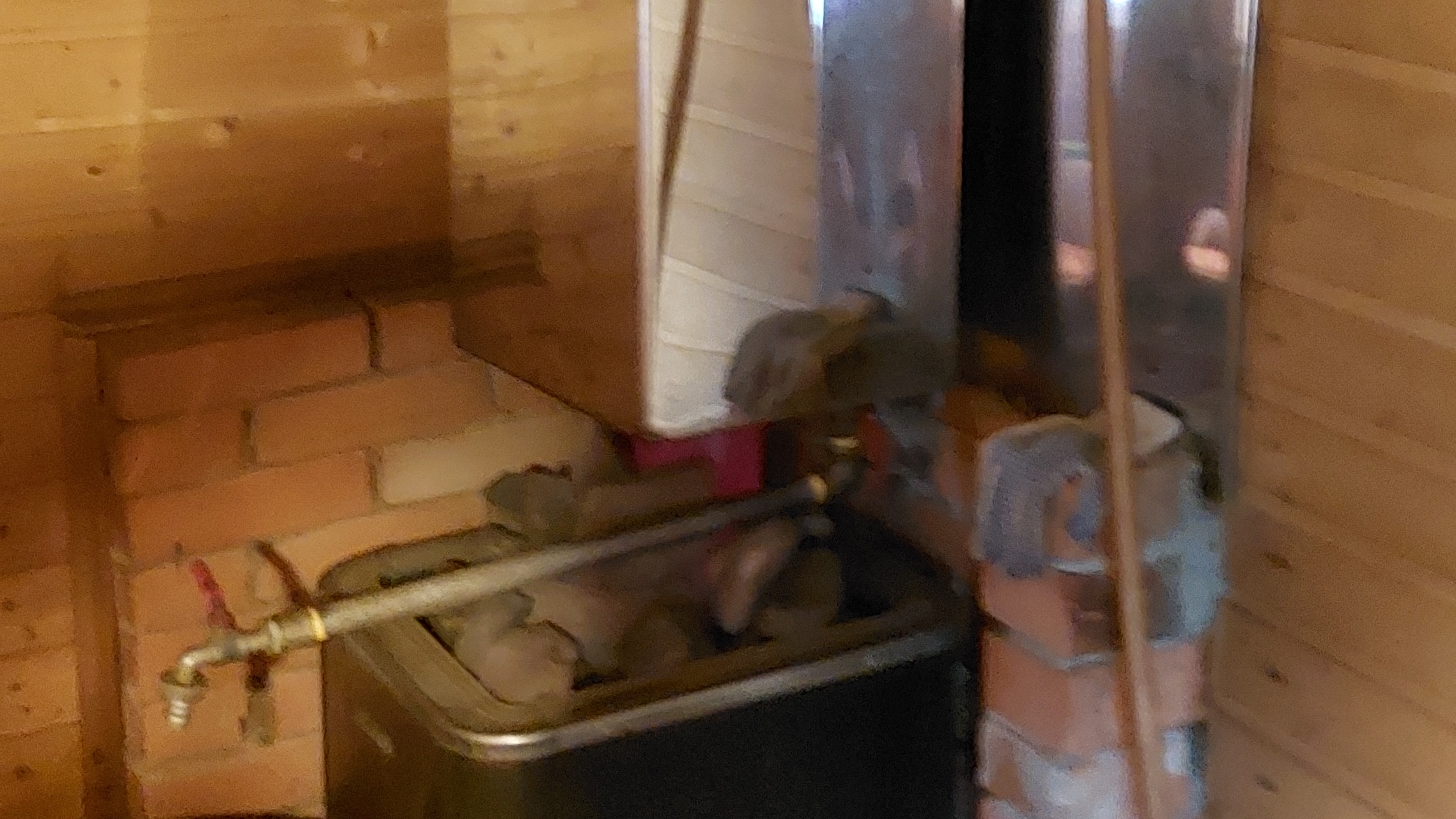 Пошёл мыться в баню