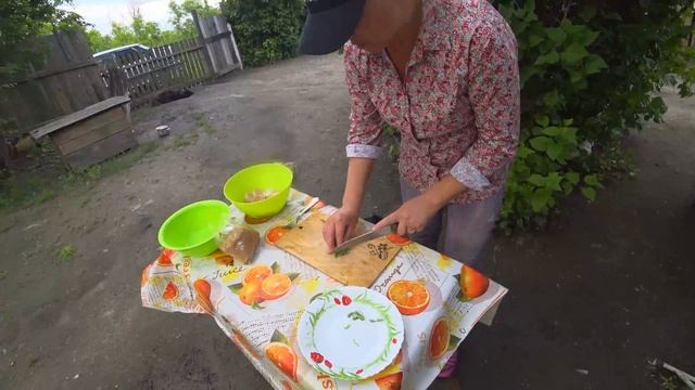 Приготовила сытный завтрак, на костре. Жизнь в деревне