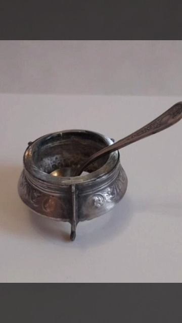 Продала на авито Солонка с ложечкой 7 юммет