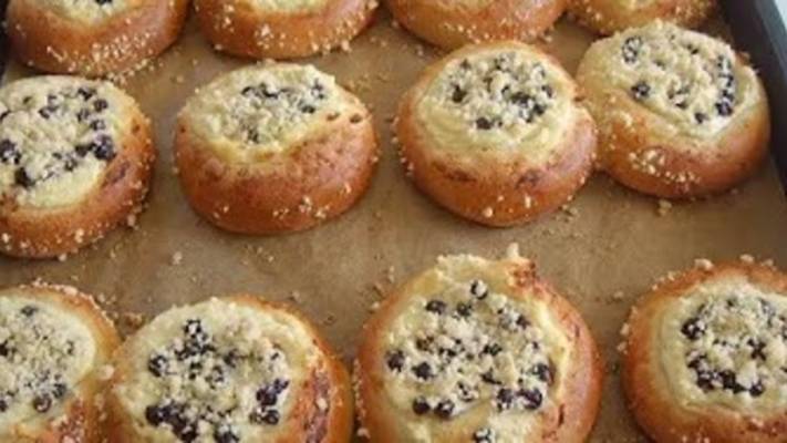 Ватрушки с паслёном. Маринкины творинки. Всем МИРА и Добра!