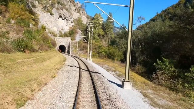 🚄 4К UltraWide ➤ На электричке из Иланца в Кур, через швейцарский Гранд-каньон!  #UltraWide #4K