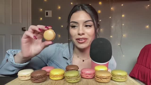 ASMR. Аппетитное поедание