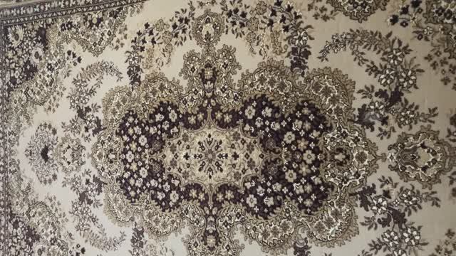 Ковёр  на стене. Редкая вещь времён СССР (онлайн музей, Барнаул)