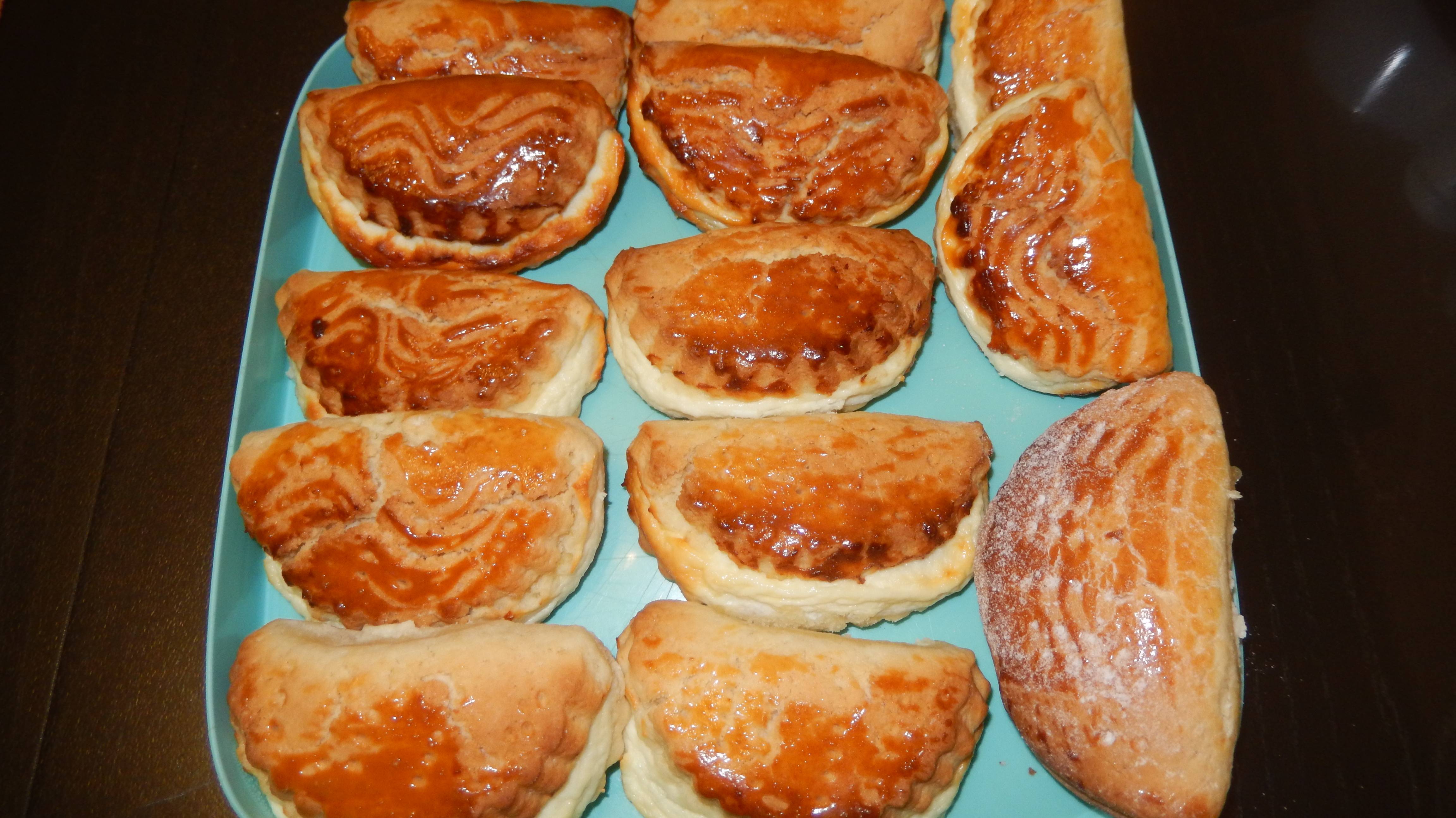 Рецепт. Вкусейший Десерт и Сочни с творогом и со сгущенкой....  Кулинарим с Людмилой..