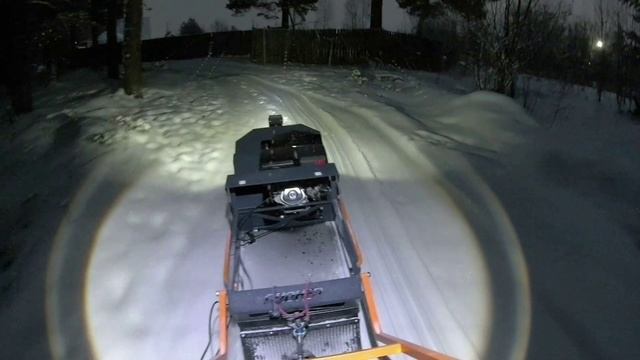 ✅Мотобуксировщик Бурлак Пионер 15лс . Обкатка по темноте, проверка света фары.