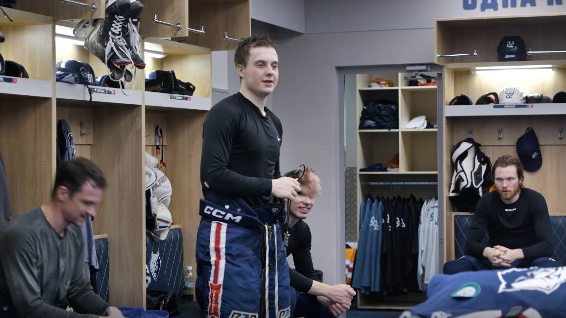 Победная раздевалка после второго домашнего матча с "Ак Барсом"