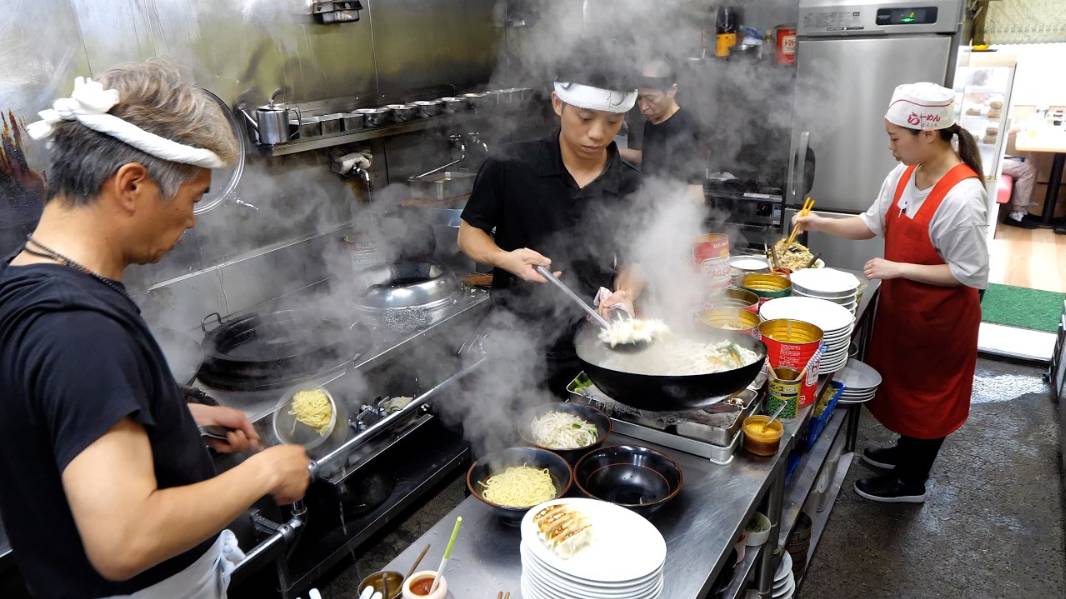 Подборка японских ресторанов в которых предлагают китайскую кухню.