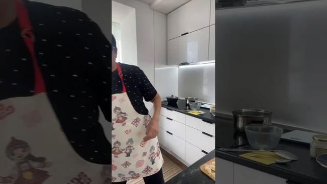 Стрим от 21.02.25 Готовлю домашние пельмени и слоеные пирожки с мясом и творогом
