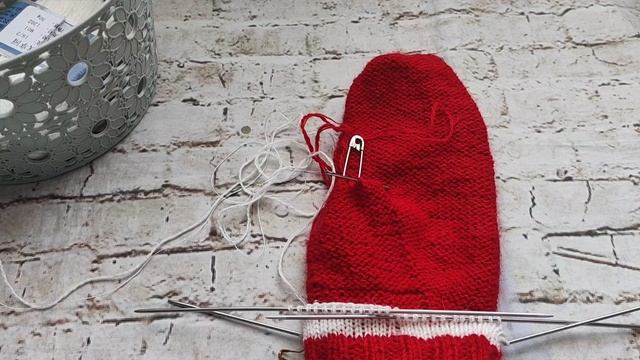 Варежки"малинка", часть 2,мастер -класс