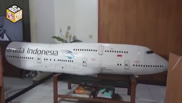 Постройка Boeing 747-400 радиоуправляемый самолёт -  часть 2