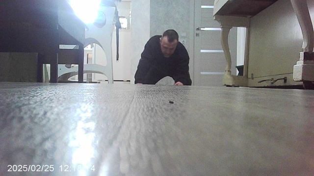 Напольный АВИАТЛОН - авиамодель со стальным аккумулятором импульса.