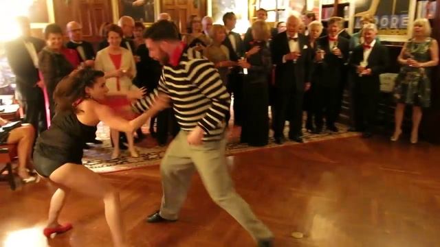 L'Apache (French Apache Dance) by Michael and Evita [720] [audiovk.com]