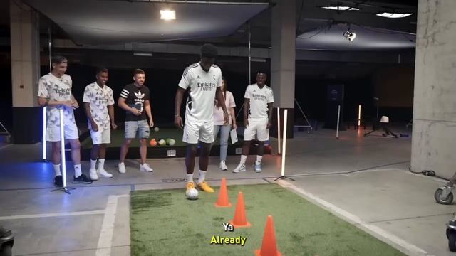 Звезды футбольного клуба Реал Мадрид в BlazePodFIFA360°Challenge