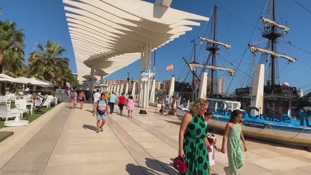 SmartTV 4K ➤ Малага - город с богатой культурой и туризмом в Андалусии, Испания!