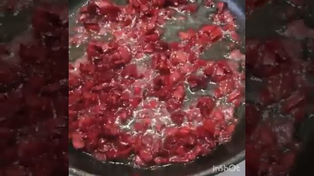 Борщ с белыми грибами и фасолью. (360p)