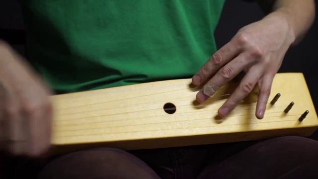 Пример звучания - гусли 6-ти струнные детские.