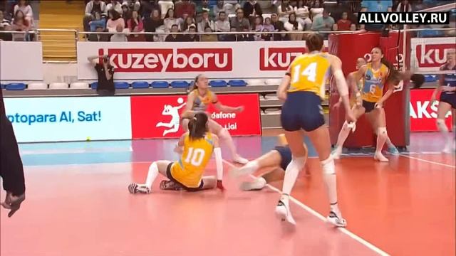 Волейбол. Чемпионат Турции 2024-2025.  Кузейбору — Бахчеливлер