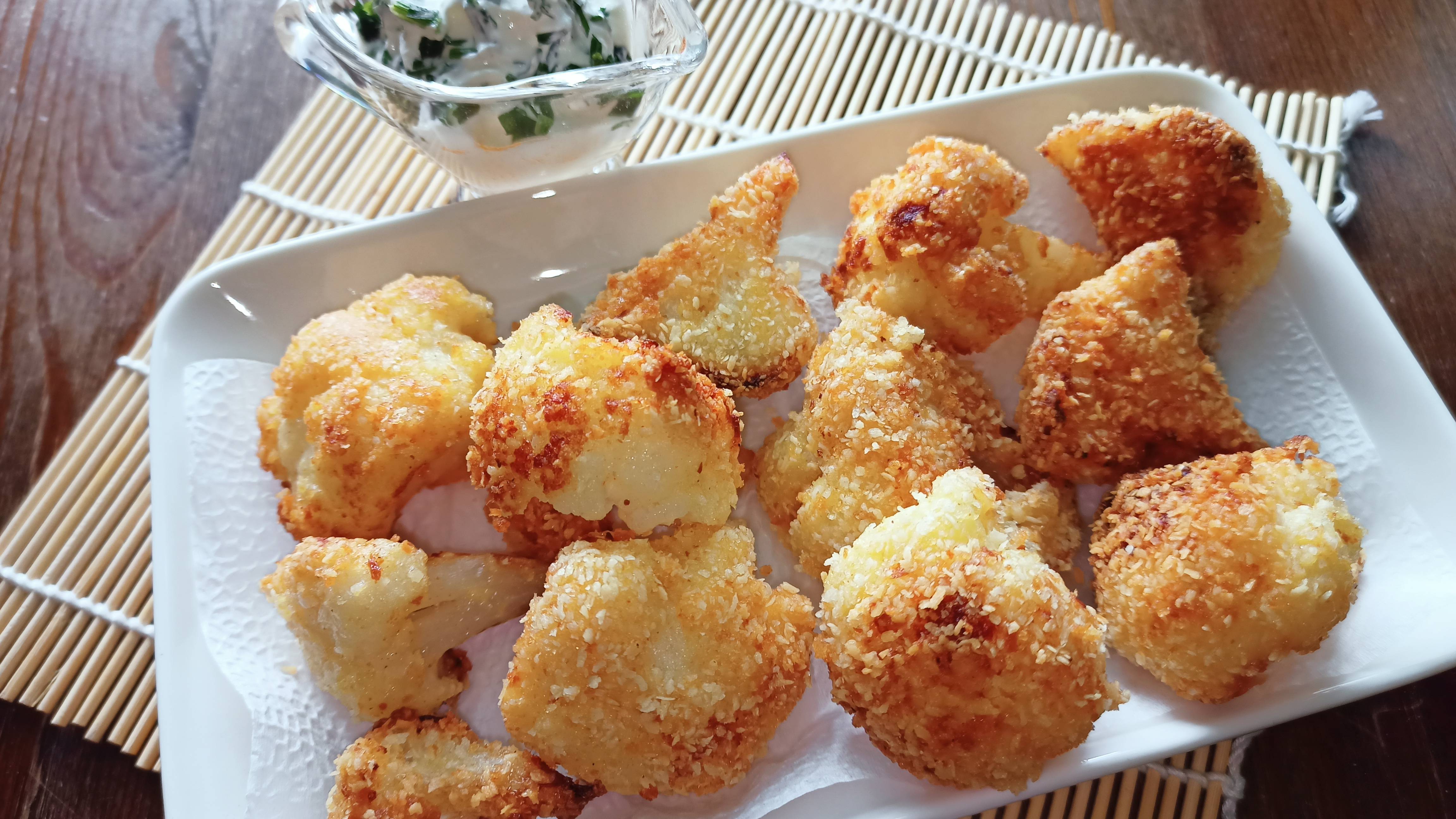 Вкусная Цветная капуста в сухарях на сковороде!