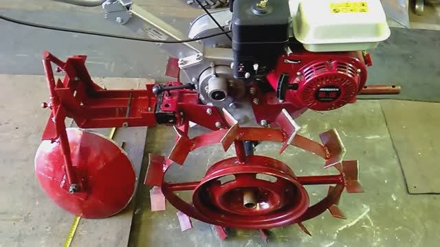 Самодельный дисковый окучник из металлолома. Часть 1.Homemade disc hoe..mp4