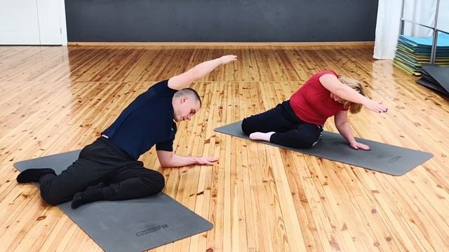 Занятие с акцентом на мобилизацию плечевых суставов