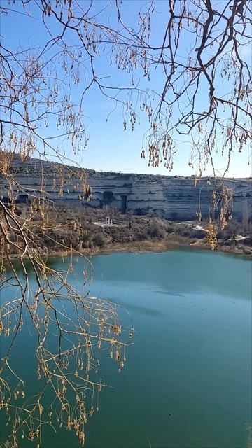 Вы — незаменимы, уникальны и неповторимы.