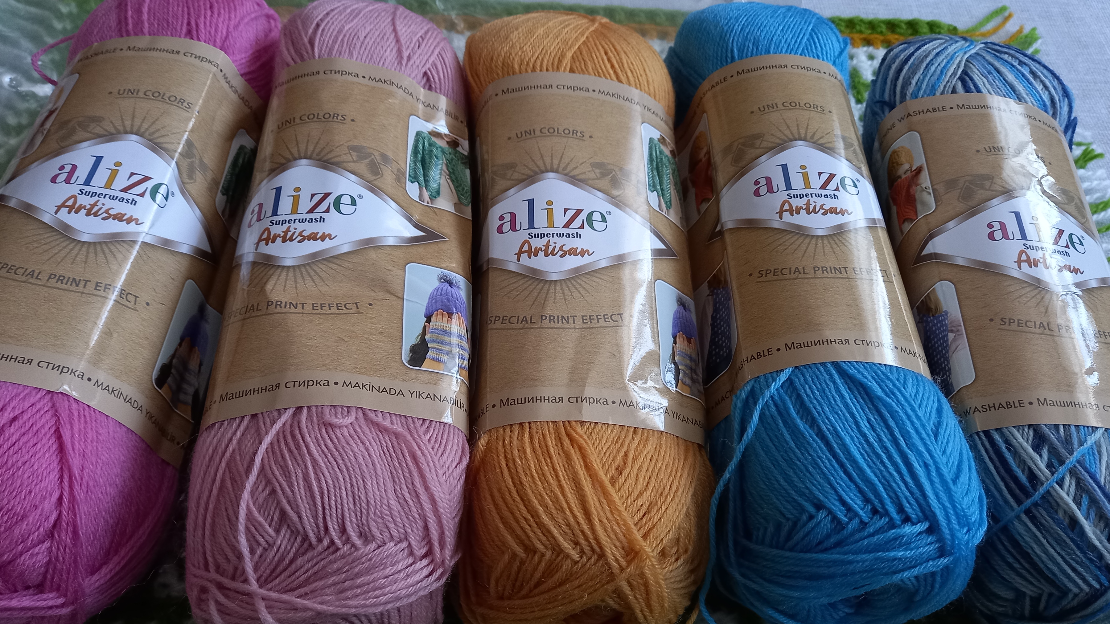 07-03-2025 Подарки от вязальных подружек