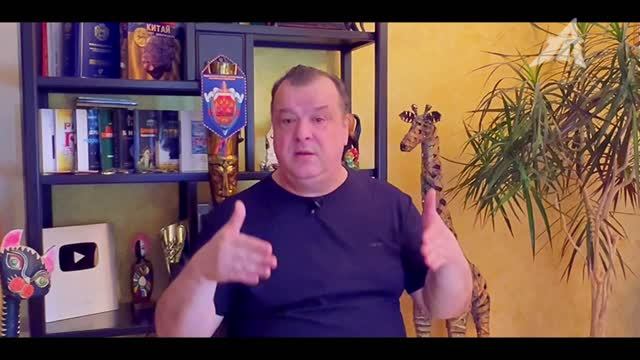 Он заставил планеты летать по кругу