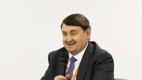 Субсидировать надо фракт.Игорь Левитин