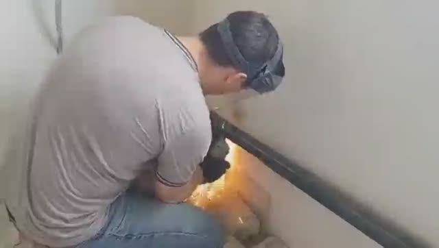 Сношу всё отопление, что бы сделать все по нововой из гравитационного (самотёчного) в полипропилен.