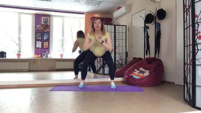 Фитнес в беременность 3й триместр сильные ноги  № 16