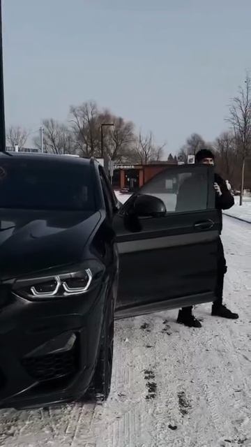 Это шедевр. Просто нет слов:)))