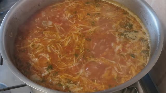 Борщ по маминому рецепту. Украинский борщ рецепт. Как приготовить борщ