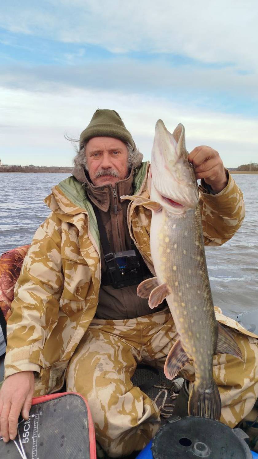 Снова "жидкая" вода!