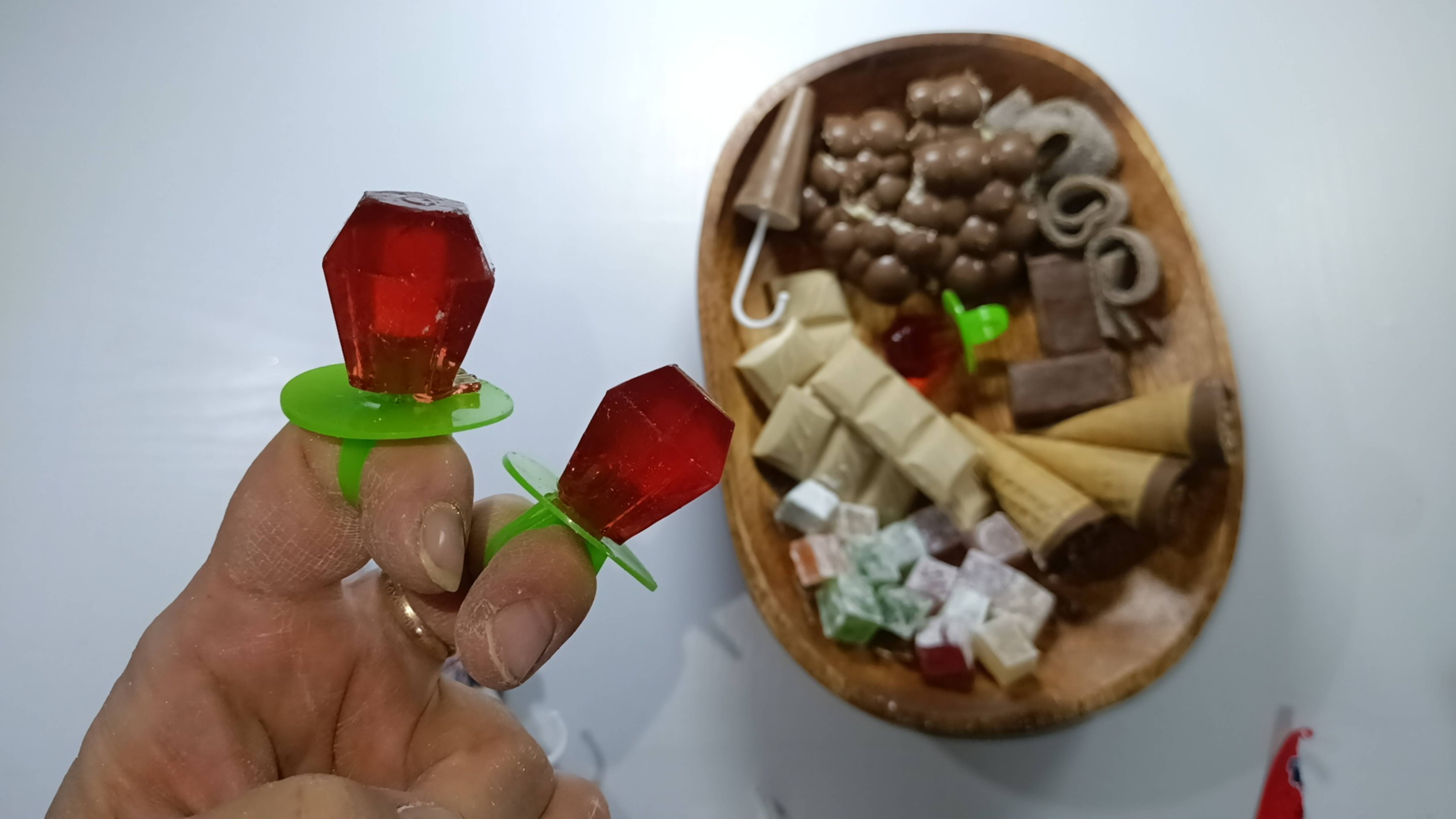 АСМР Шоколадный 🍫🍬🍰 приятные звуки АСМР РАСПАКОВКА АСМР конфет и вкусняшек для вас ❤️❤️❤️