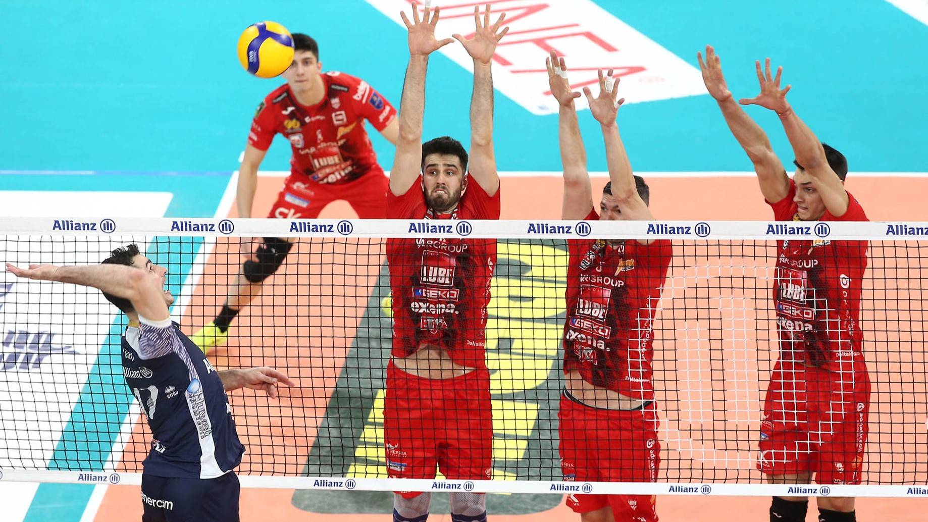 Волейбол. Италия. Милан - Любе Чивитанова. 1/4 финала