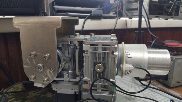 Позиционер для отслеживания спутника, продолжение Super Antennaz 
SATCOM