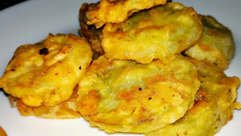 Зеленые помидоры в кляре.